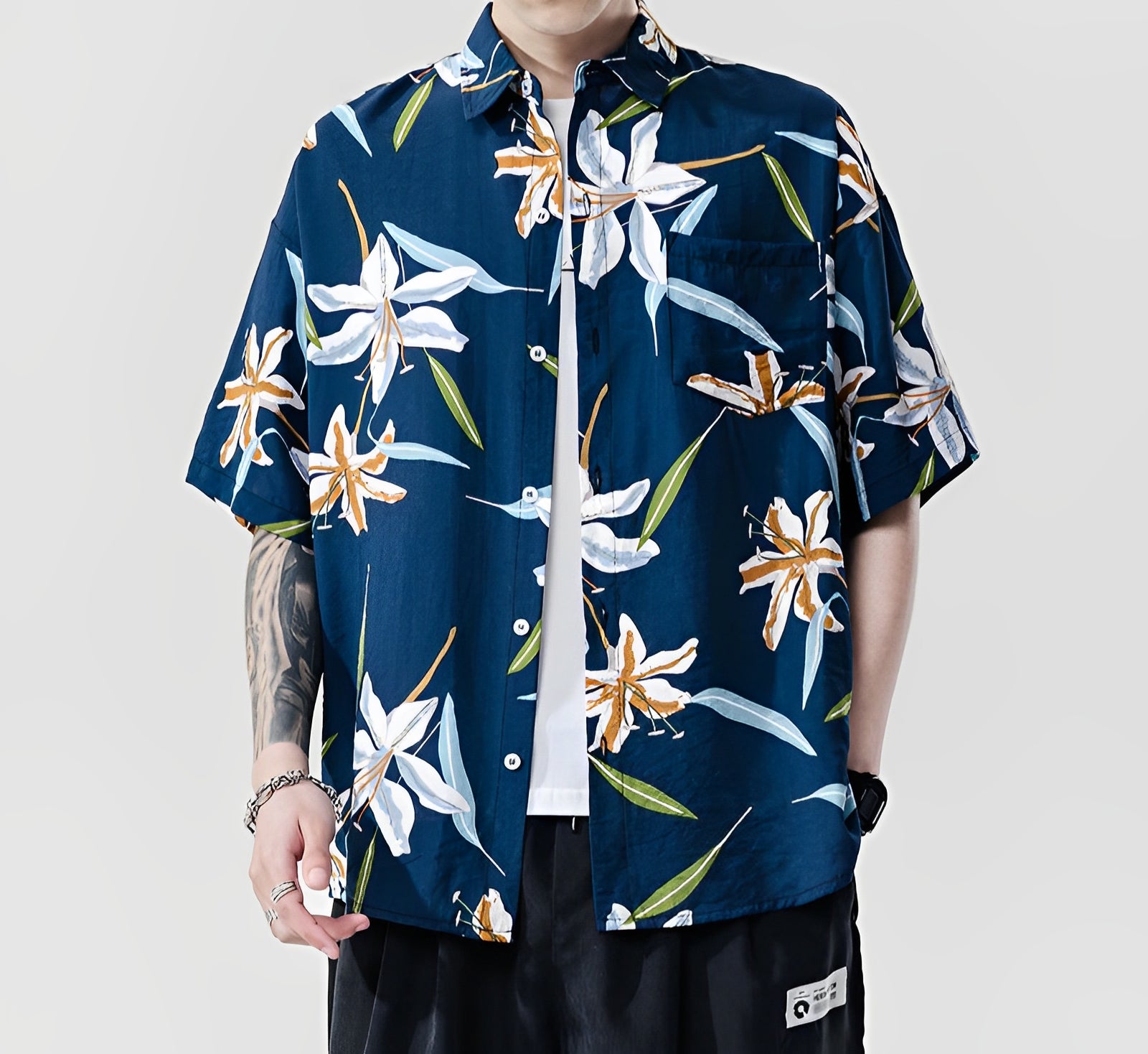 AKIO™ | Camisa Abotonada Floral Retro de Vacaciones para Hombre