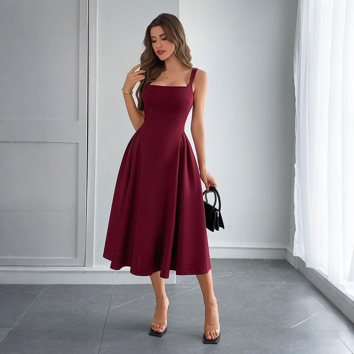 ALINA™ | Elegante vestido midi de cuello cuadrado para mujer