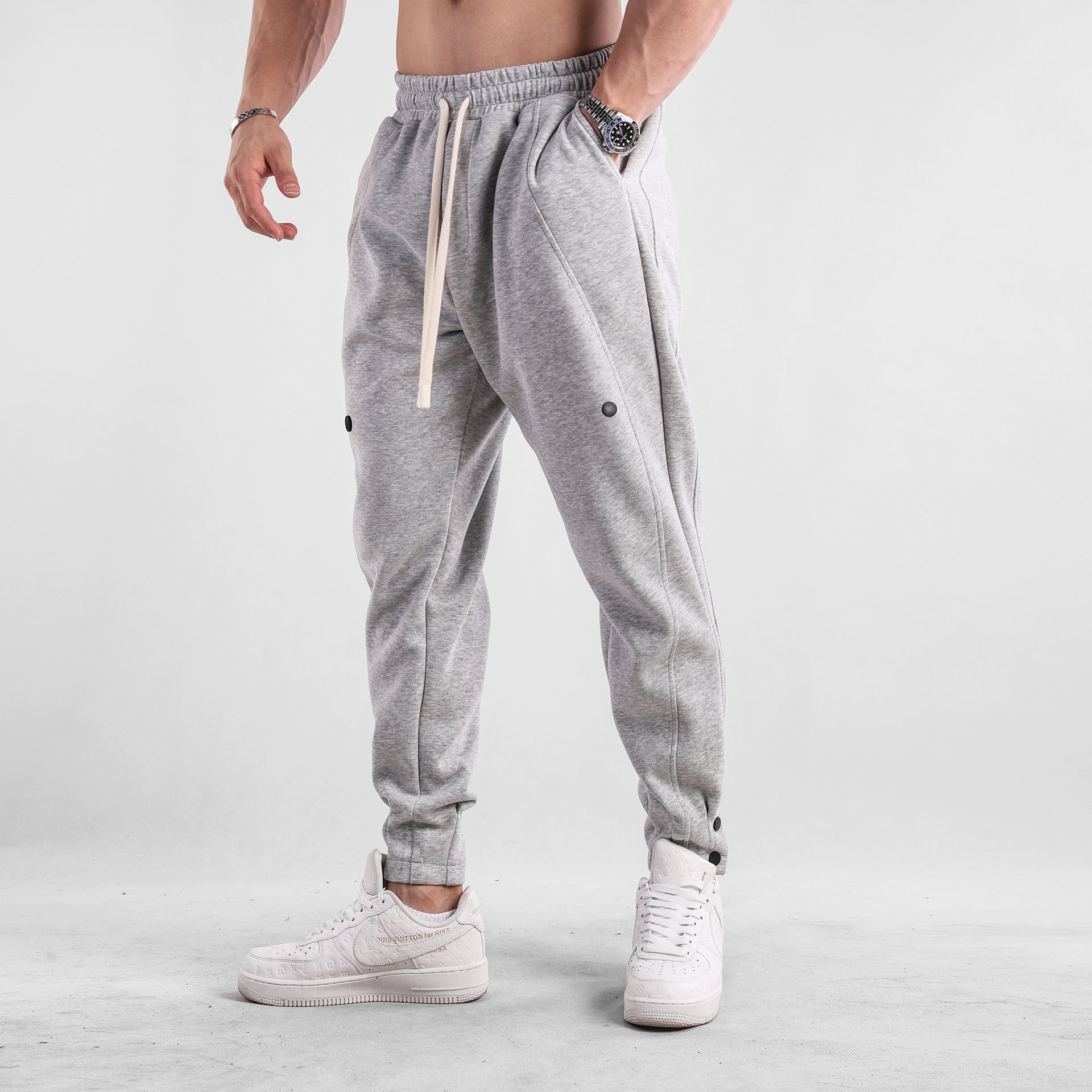 AERON™ | Pantalones casuales de hombre con cordón y pernera cónica Tech