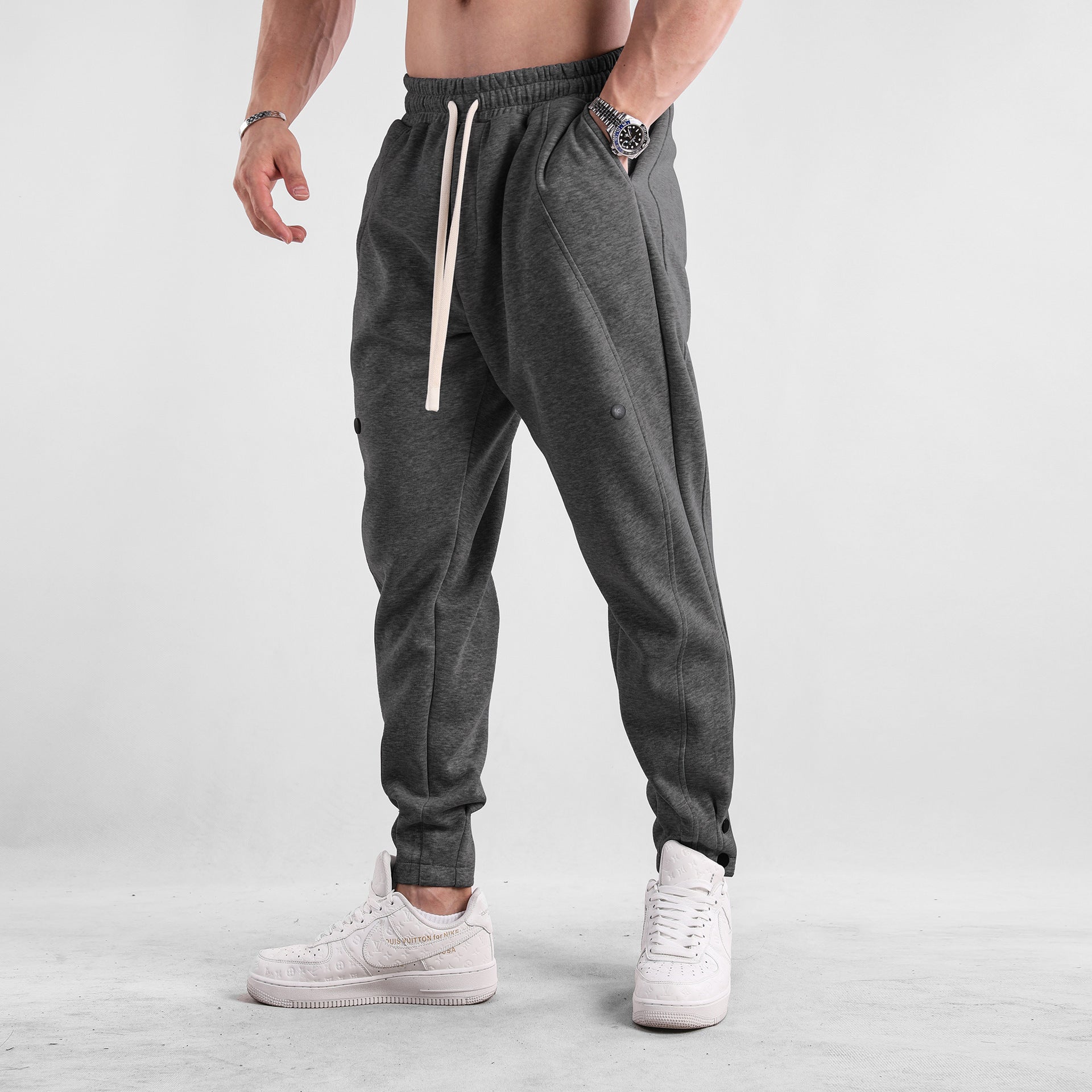 AERON™ | Pantalones casuales de hombre con cordón y pernera cónica Tech